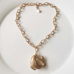 16" Zara Fish Pendant Necklace